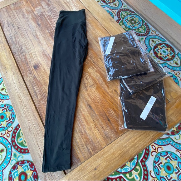 Leggings Large 3 Pack Black High Waistline - Picture 2 of 6